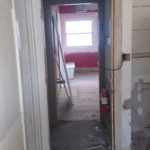 cr=t_0%,l_0%,w_100%,h_100% (2)